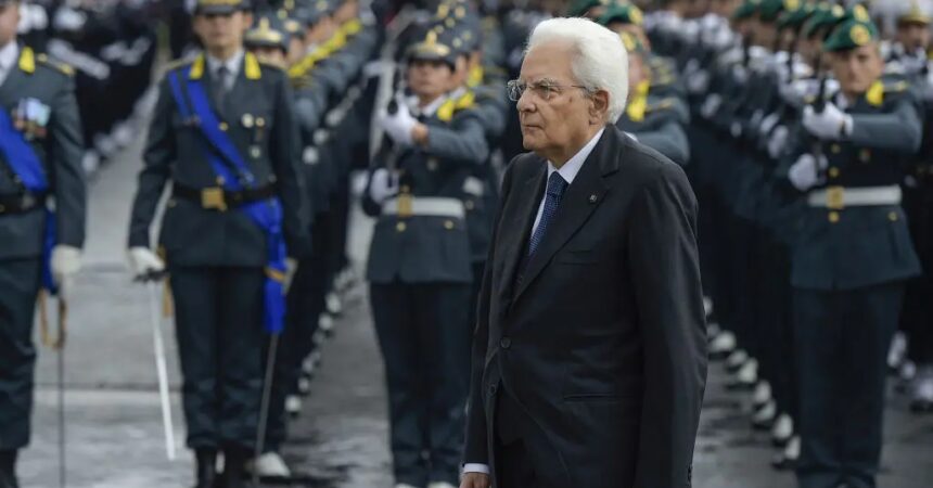 Mattarella “Italiani riconoscenti a chi impegnato in zone di crisi”