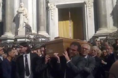 A Catania l’ultimo saluto in Cattedrale all’ex senatore Nino Strano