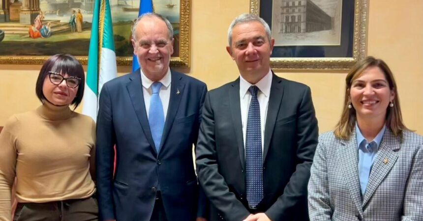Calderoli incontra delegazione di amministratori siciliani “Confronto positivo”