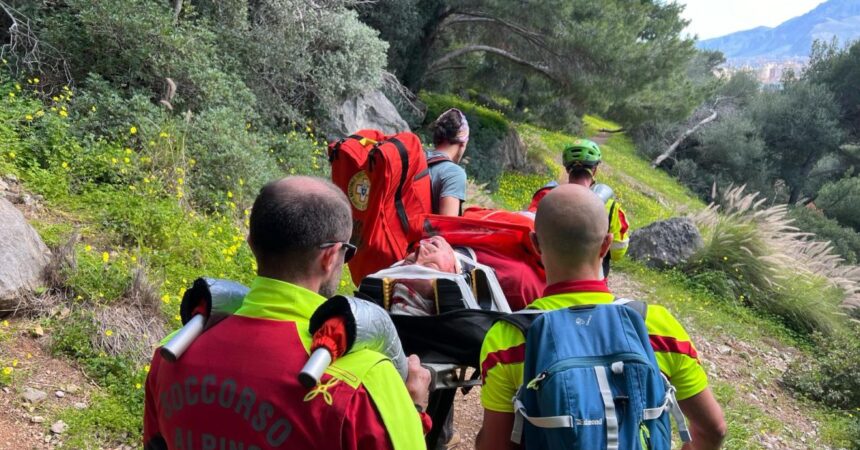Climber ferito gravemente dopo una caduta di 20 metri a Monte Pellegrino
