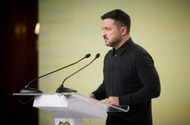 Ucraina, Zelensky “Attacco russo su 13 regioni”