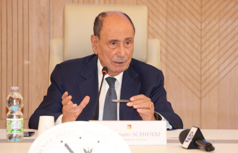 Schifani torna in pista ma c’è anche l’incognita De Luca